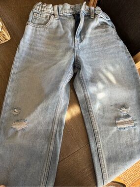 Old Navy Light Wash high rise slouchy fit Jeans with adjustable waist.